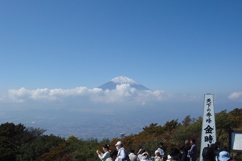 頂上の富士