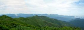 仙ノ倉山山頂から平標山方面のパノラマ